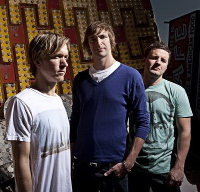 Dirty Vegas lyrics