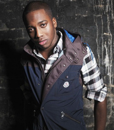 Loick Essien lyrics