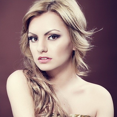 Alexandra Stan lyrics